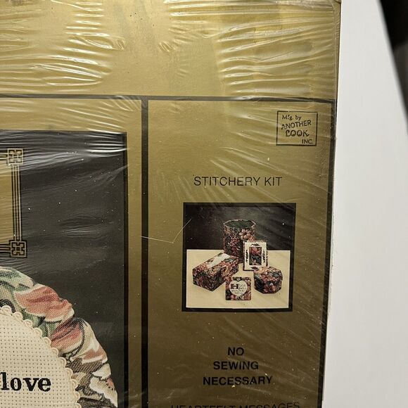 Vintage Old World Collection Cross Stitch Kit Floral Heart Sampler Stitchery - Picture 4 of 5